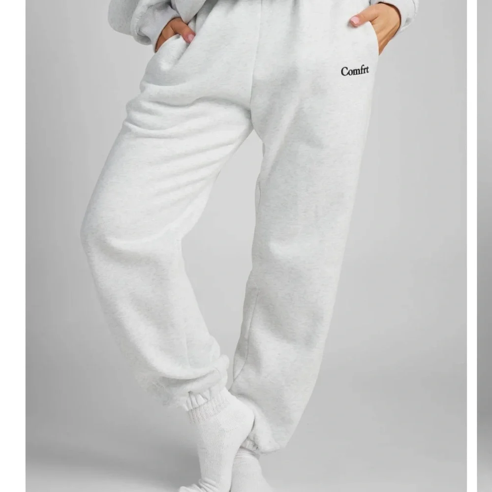 Comfrt Cloud Sweatpants - Picture 1 of 3